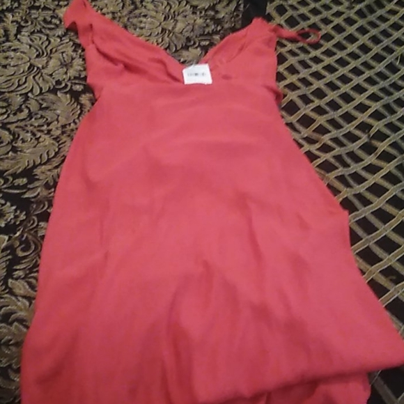 Dress - Picture 1 of 3